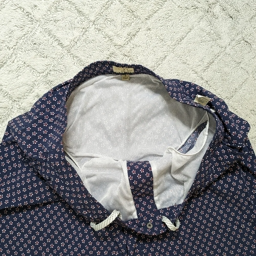 J. Crew Pool Shorts Mens 38 Navy Blue Floral Eco Mesh Lining Zip Back Pocket